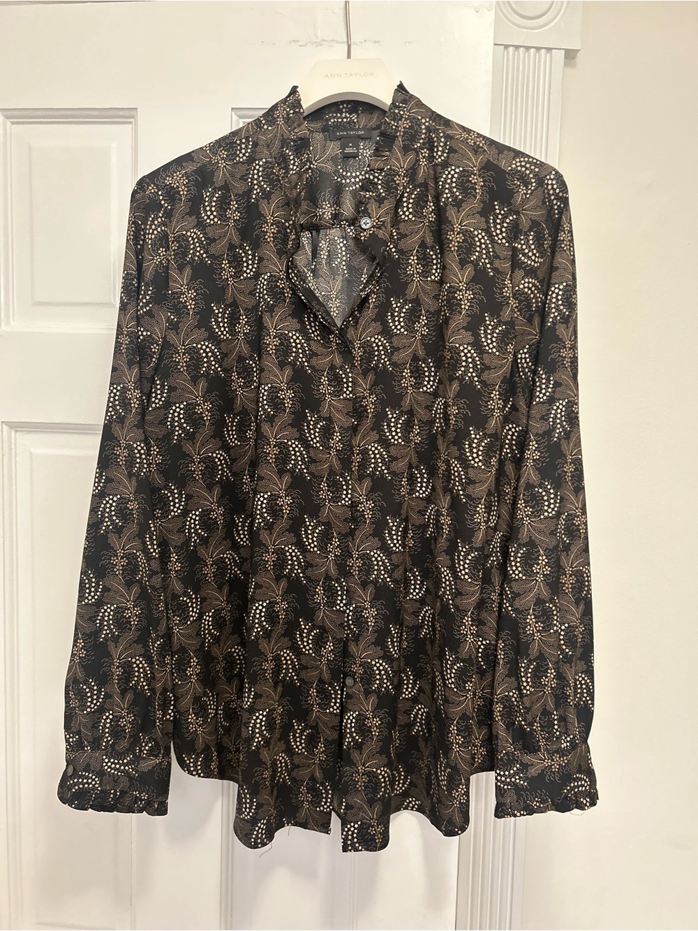 Ann Taylor Black & Brown Patterned Blouse